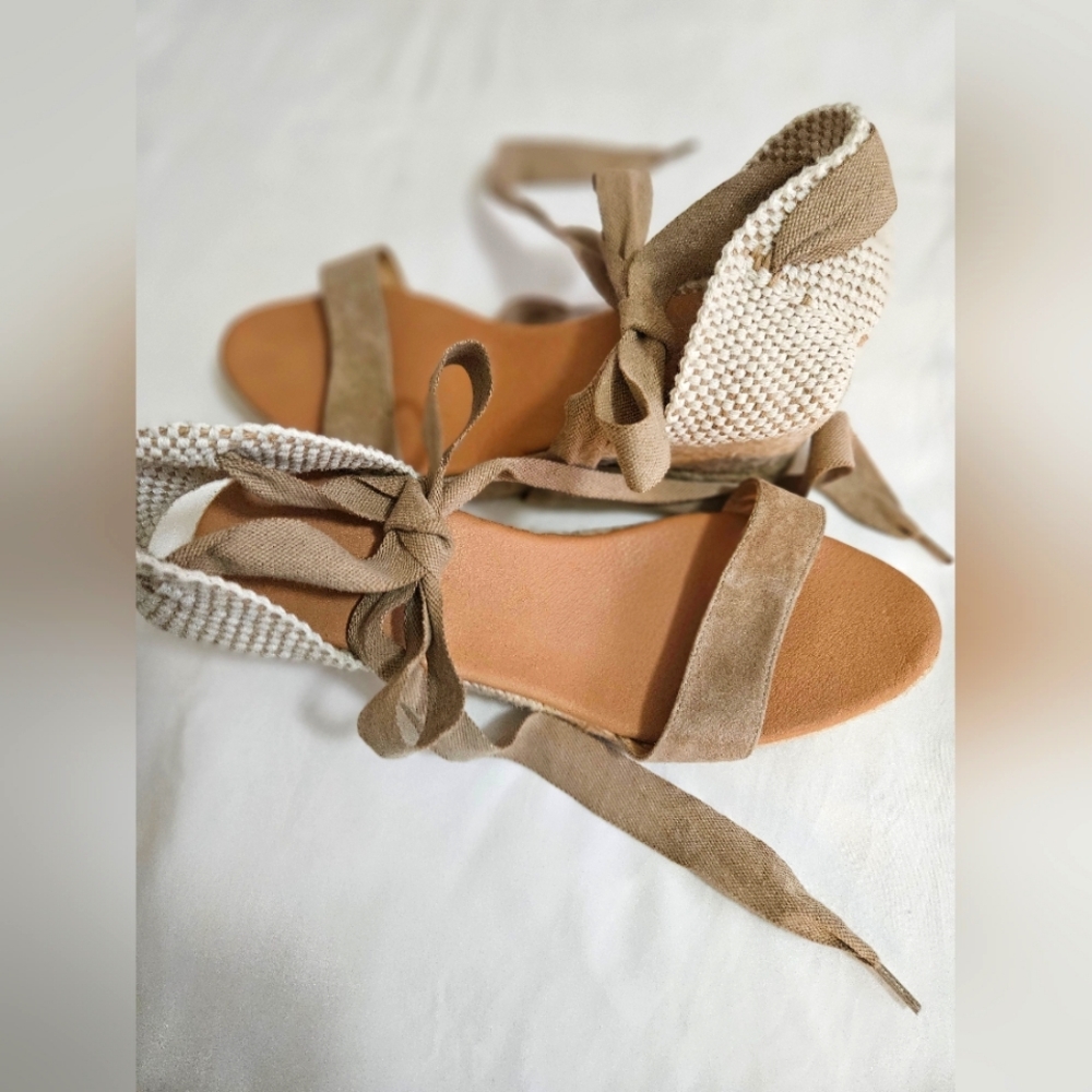 Maypol Women Tan Suede Sandals